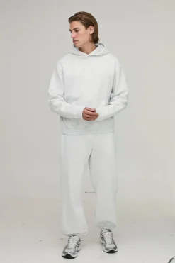 Sweat à capuche basique surdimensionné et à la coupe carrée