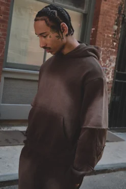 Sweat à capuche délavé oversize à coupe carrée avec appliqué étoile et survêtement jogging à jambes flare décontracté