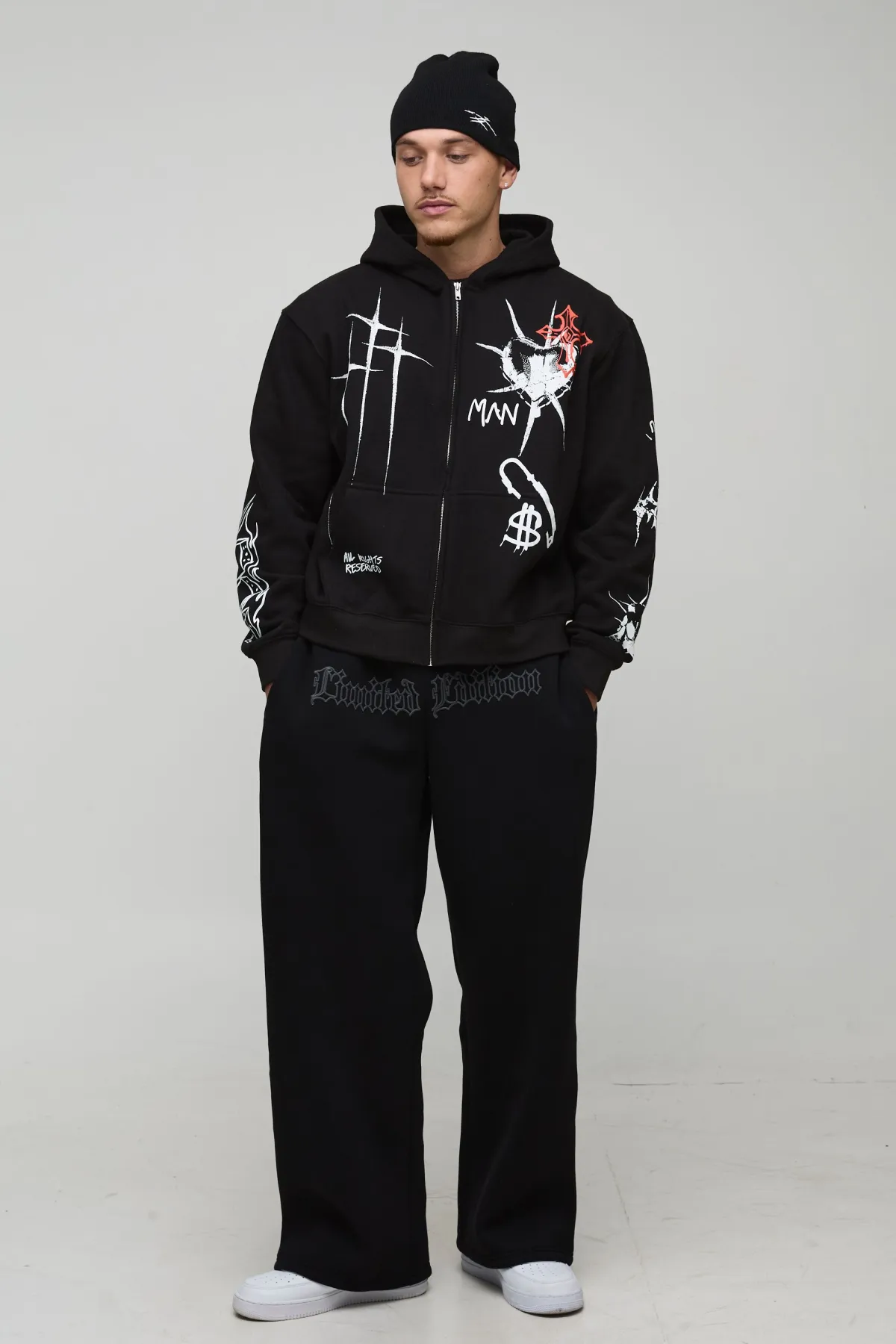 boohooMAN Sweat à capuche surdimensionné à la coupe carrée avec impression graffiti tatouage à fermeture éclair intégrale<Homme Sweats À Capuche Et Sweatshirts|Sweats À Capuche Et Sweats
