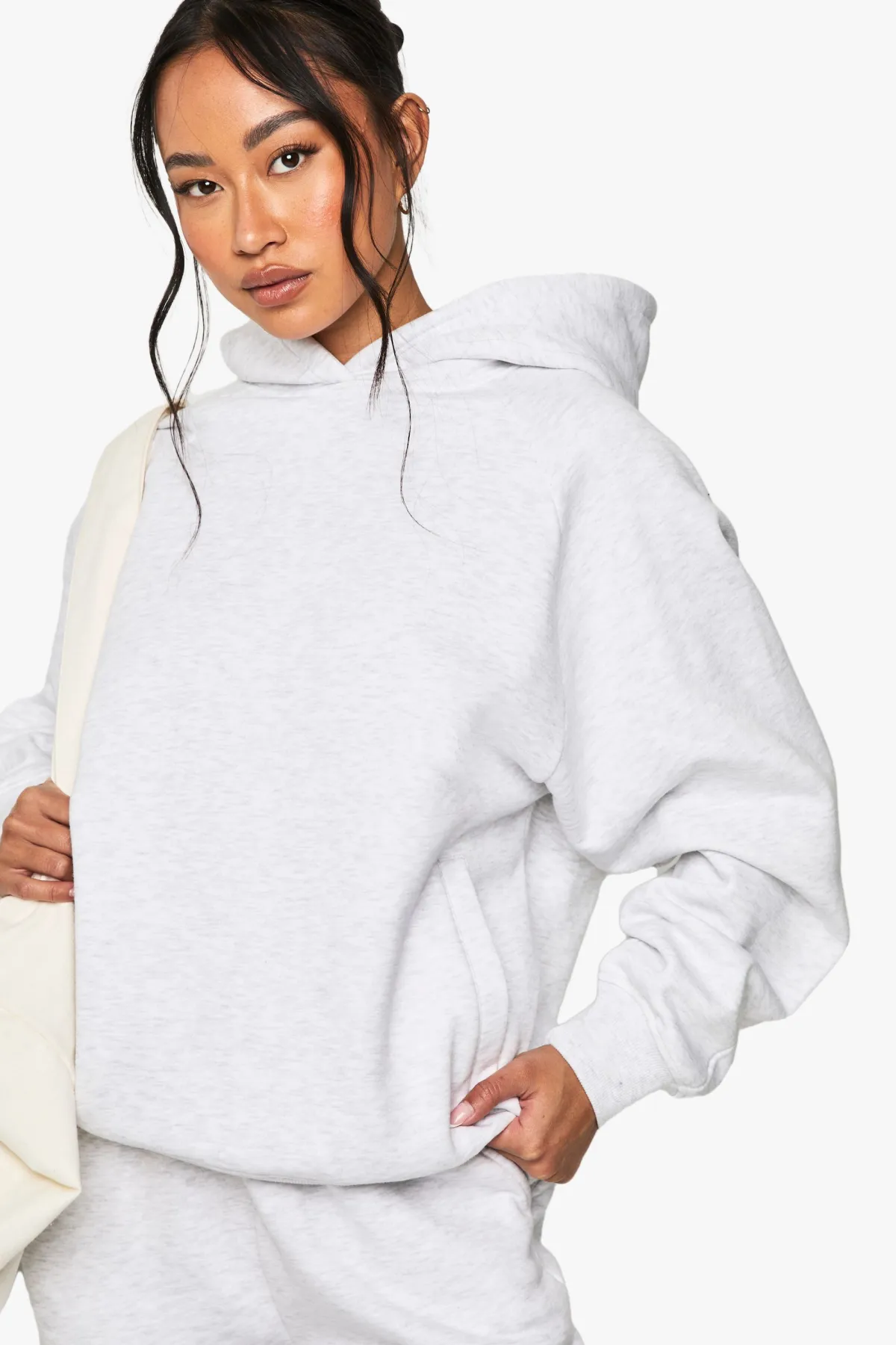 boohoo Sweat à capuche oversize à couture raglan<Femme Basiques|Sweats À Capuche Et Sweats