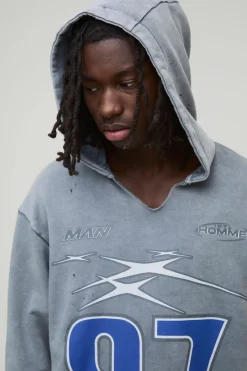 boohooMAN Sweat à capuche surdimensionné à coupe carrée, effet usé avec encolure déchirée<Homme Sweats À Capuche Et Sweatshirts|Sweats À Capuche Et Sweats