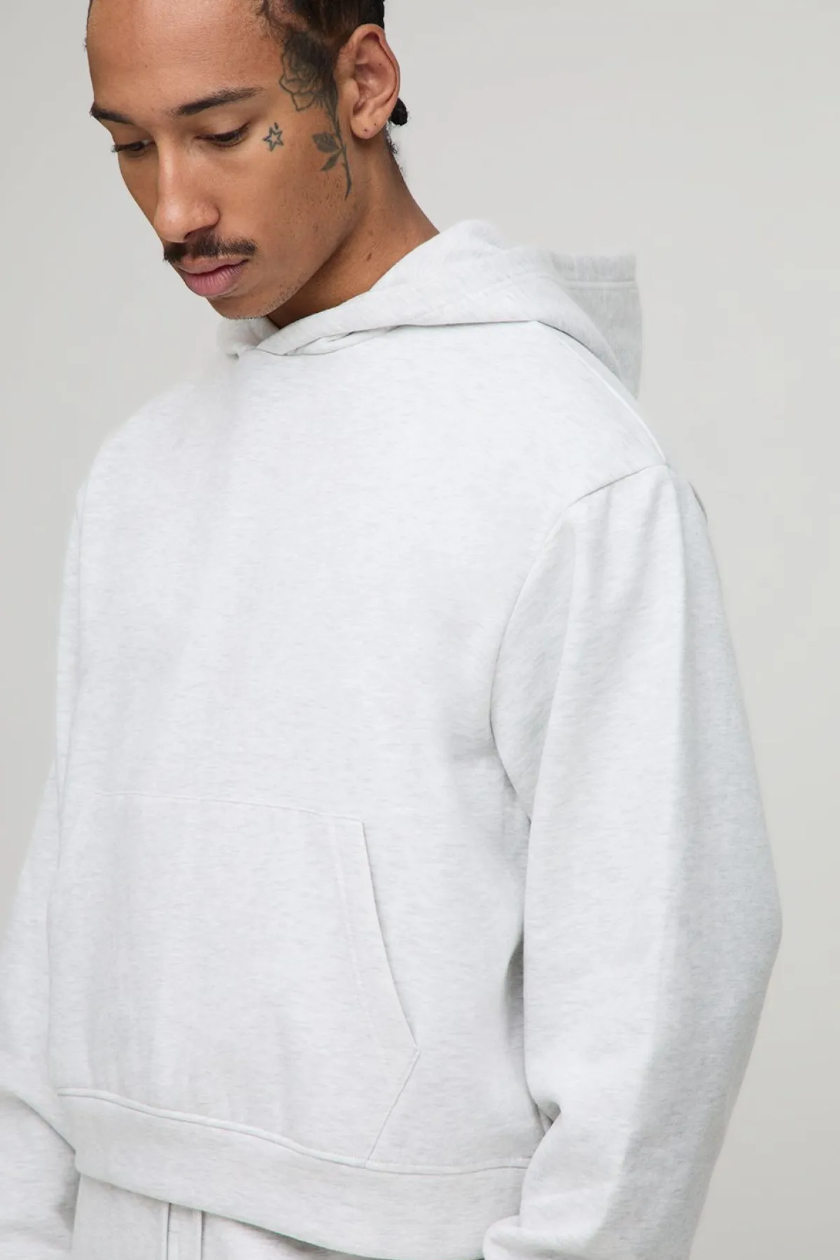 boohooMAN Sweat à capuche surdimensionné, rétréci et en tissu épais<Homme Sweats À Capuche Et Sweatshirts|Sweats À Capuche Et Sweats