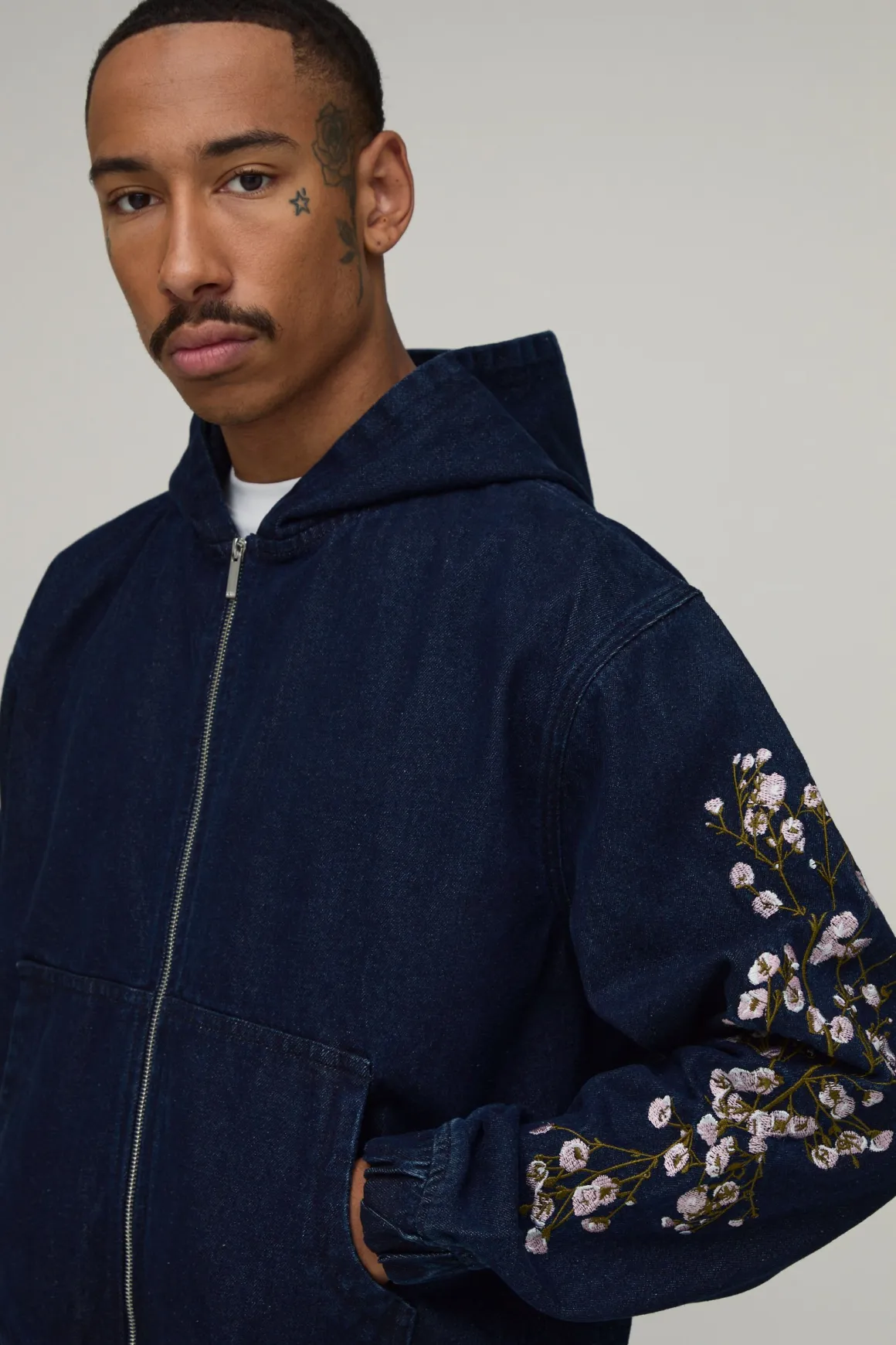 Sweat À Casynthétiqueche En Denim Oversize Brodé De Fleurs