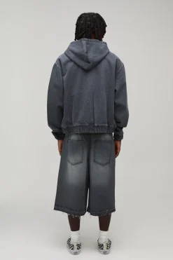 boohooMAN Sweat À Casynthétiqueche En Jean Délavé Oversize Boxy Avec Strass Et Fermeture Éclair<Homme Denim|Ensembles Grandes Tailles