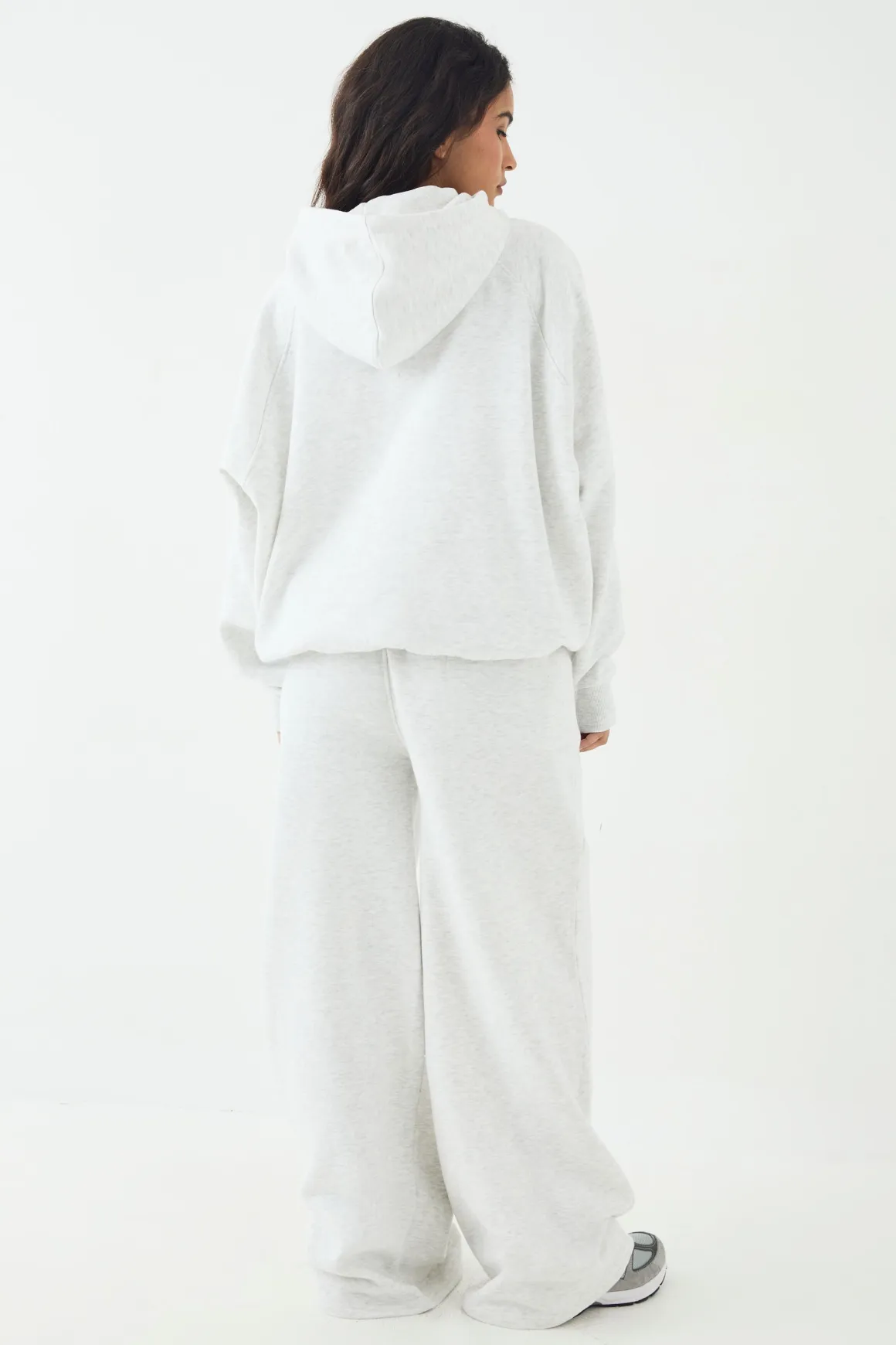 Sweat à Casynthétiqueche Oversize DSGN Studio Script