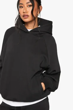 boohoo Sweat à Casynthétiqueche Oversize à Coutures Raglan Petite<Femme Sweats À Capuche Et Sweatshirts|Basiques