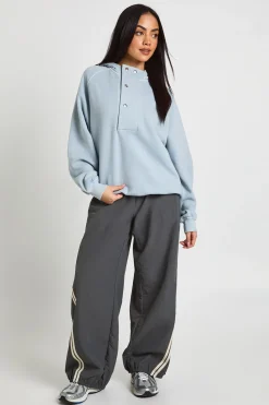 boohoo Sweat À Casynthétiqueche Oversize Délavé Avec Détails À Pressions<Femme Tops D’Automne|Sweats À Capuche Et Sweatshirts
