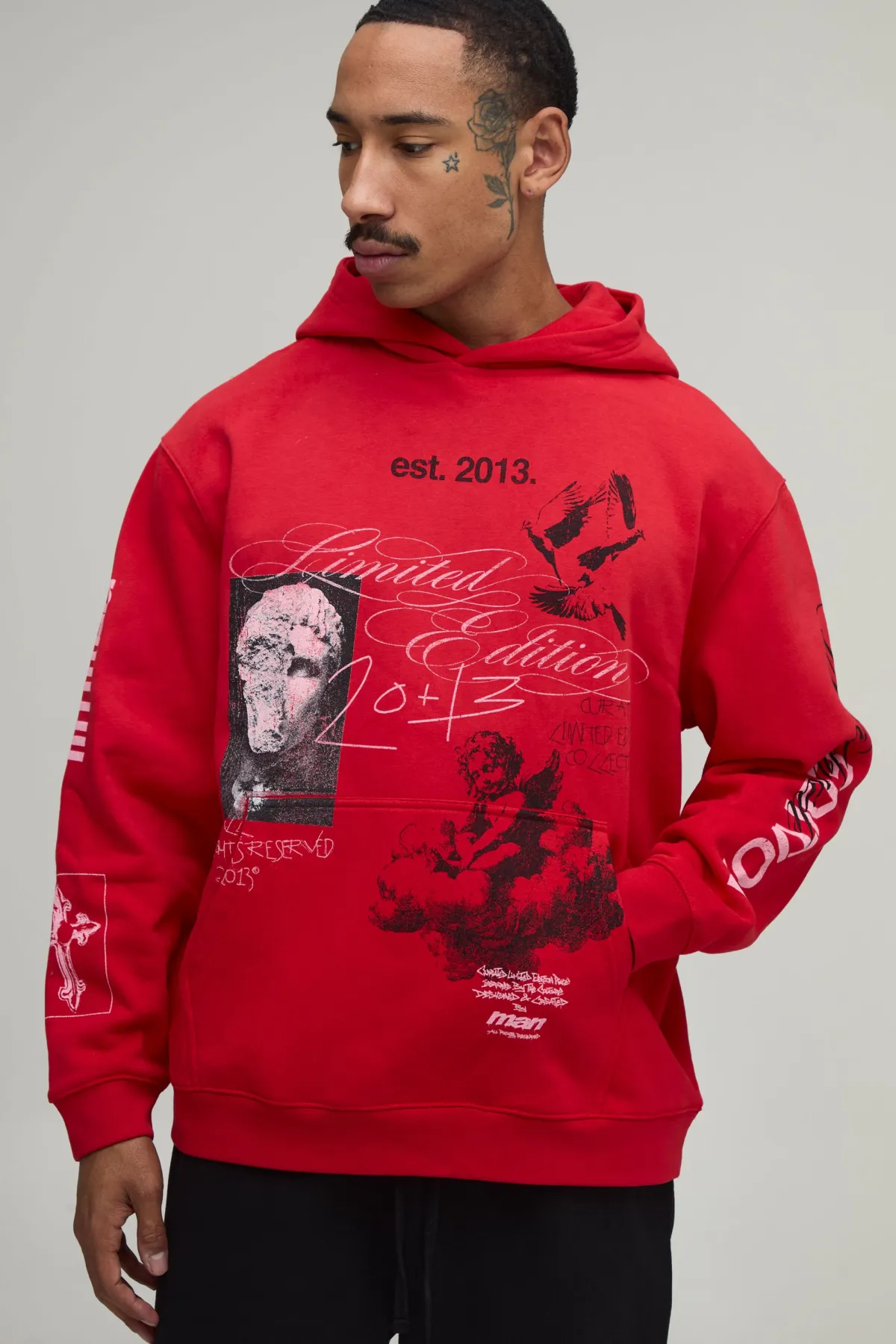 boohooMAN Sweat À Casynthétiqueche Rouge Oversize À Imprimé Graffiti Renaissance Effet Spray<Homme Sweats À Capuche Et Sweatshirts|Sweats À Capuche Et Sweats