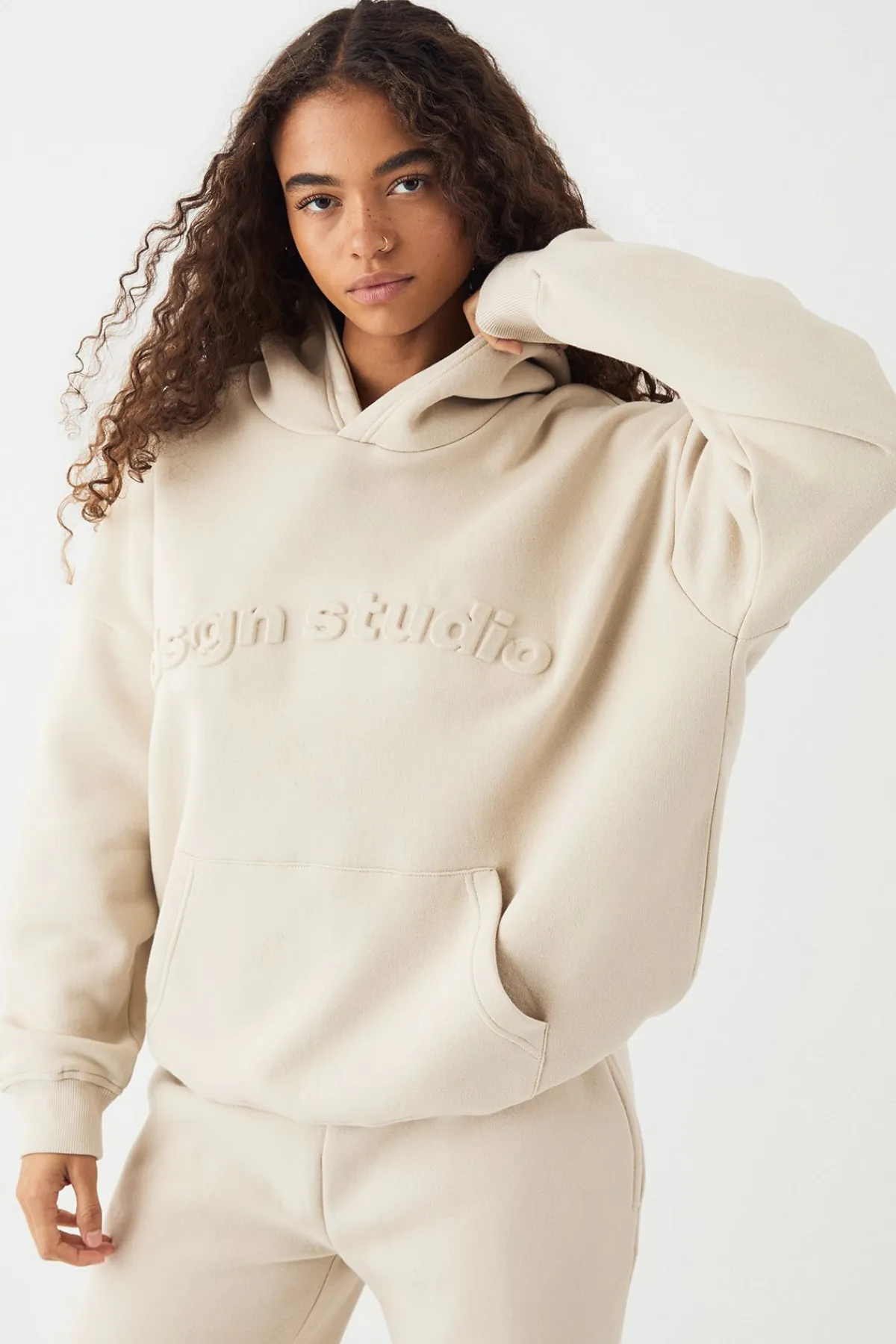 DSGN Studio Sweat à Casynthétiqueche Surdimensionné Embossé<Femme Sweats À Capuche Et Sweatshirts|Dsgn Studio