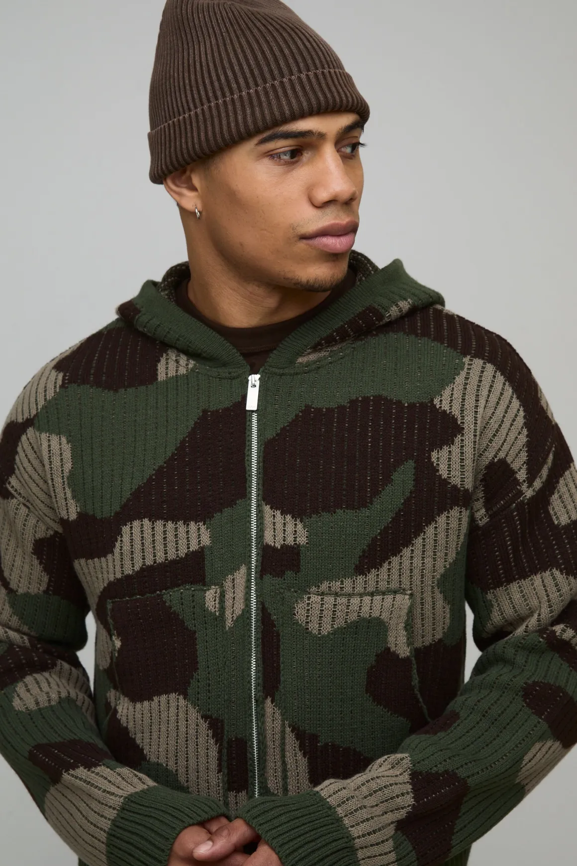 Sweat à Casynthétiqueche Zippé en Maille Côtelée Jacquard Camouflage Coupe Boxy