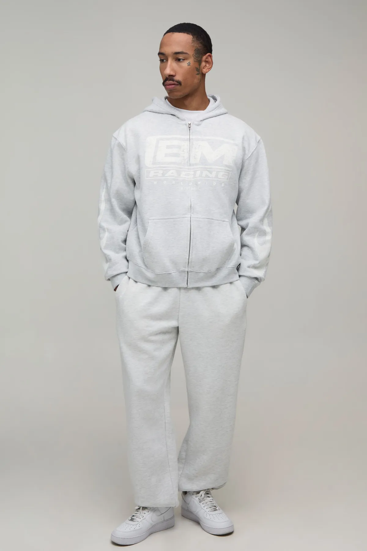 boohooMAN Sweat À Casynthétiqueche Zippé Oversize Coupe Boxy Imprimé Racing<Homme Sweats À Capuche Et Sweatshirts|Sweats À Capuche Grande Taille