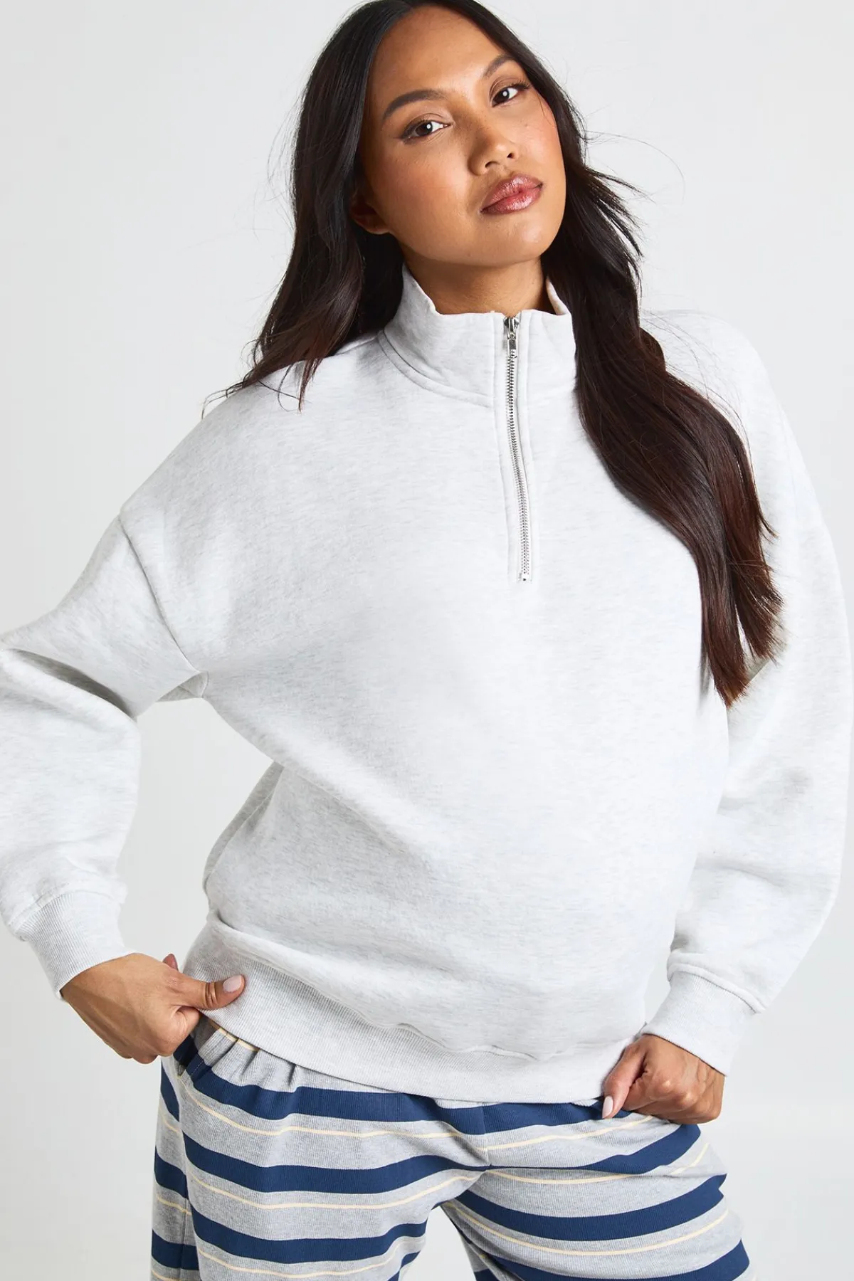 boohoo Sweat De Maternité Oversize À Demi-zip<Femme Sweats À Capuche Et Sweats|Sweats À Capuche Et Sweatshirts