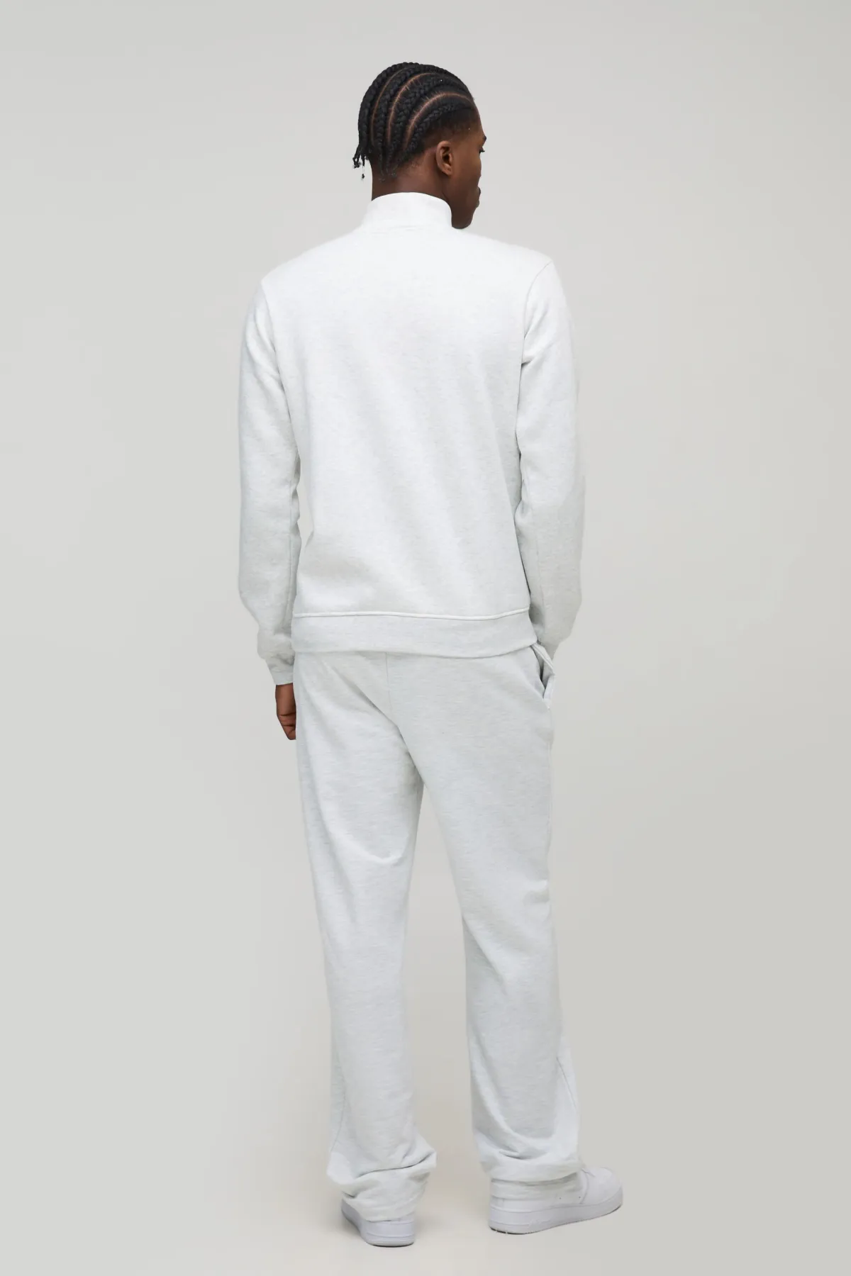 boohooMAN Sweat-shirt basique surdimensionné, à la coupe boxy, avec demi-zip et col entonnoir<Homme Tout Afficher|Sweats À Capuche Grande Taille