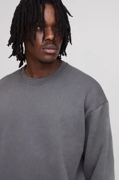 Sweat-shirt basique surdimensionné à col rond (version grande taille)