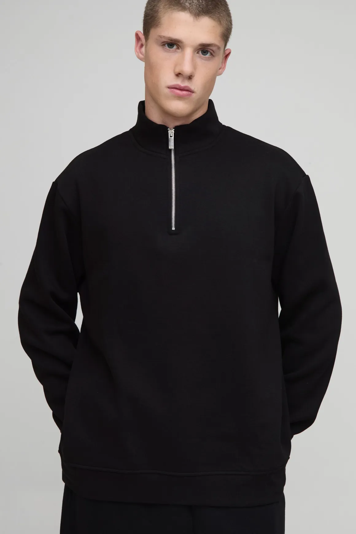Sweatshirt basique surdimensionné, coupe boxy, demi-fermeture éclair, col entonnoir