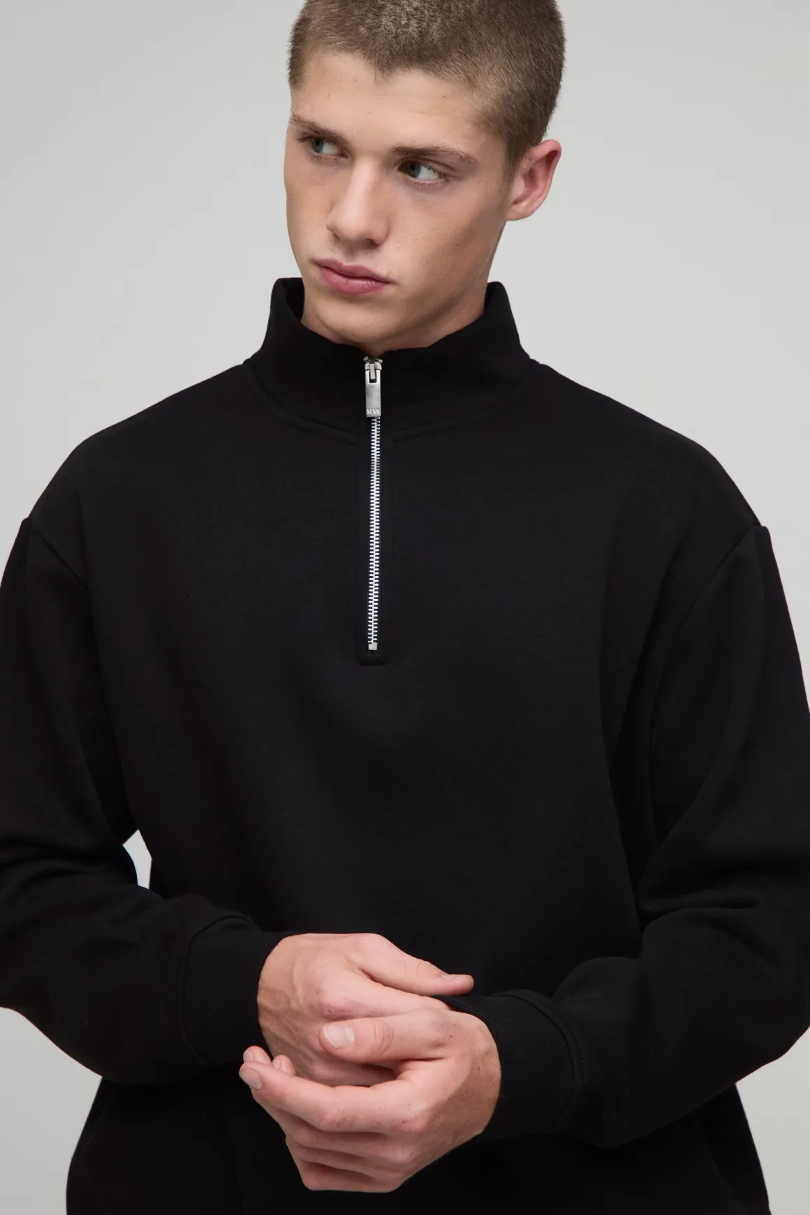 Sweatshirt basique surdimensionné, coupe boxy, demi-fermeture éclair, col entonnoir