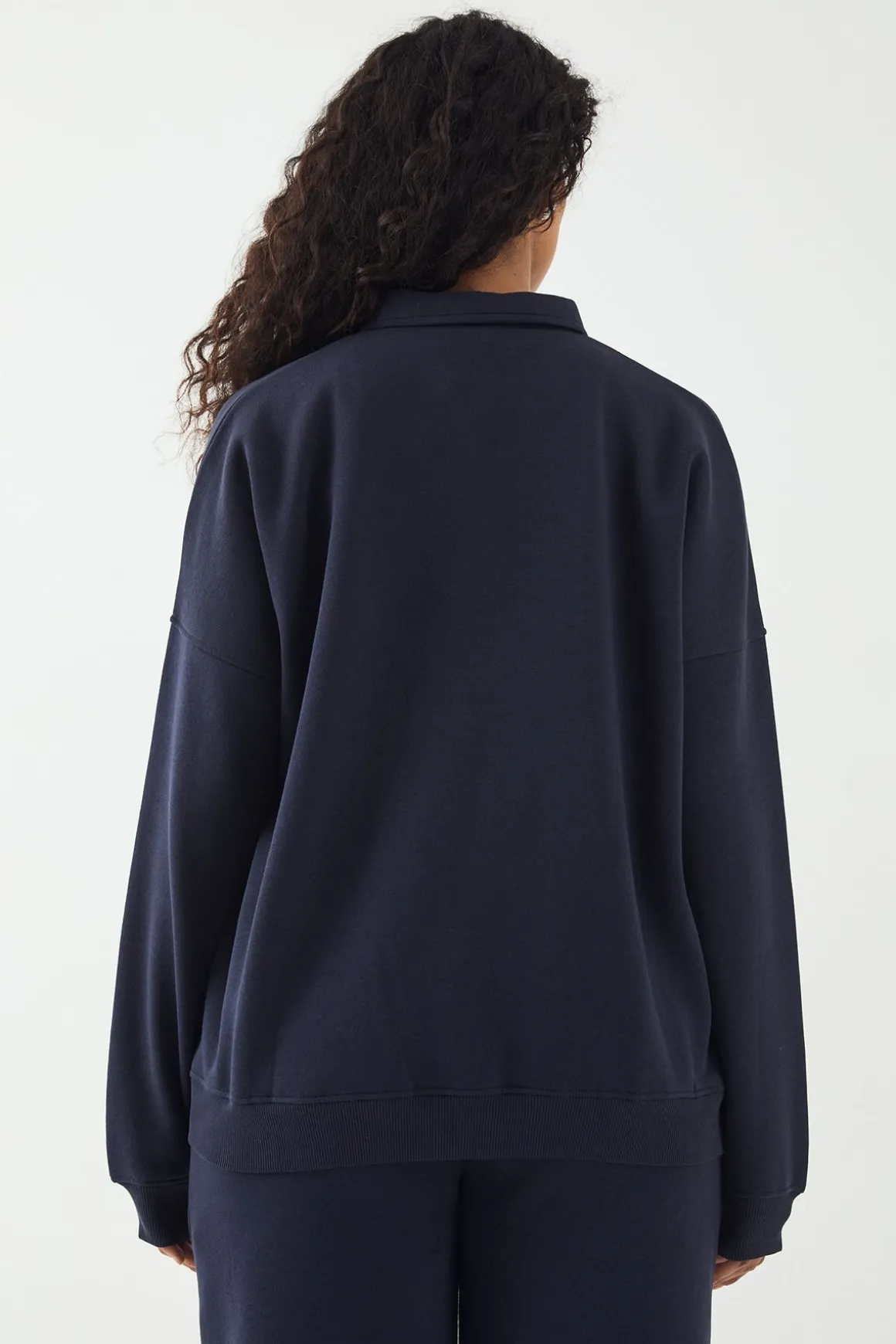 Sweat-shirt à Col Brodé DSGN Studio