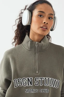 Sweat-shirt DSGN Studio Appliqué Oversize à Demi-Fermeture Éclair