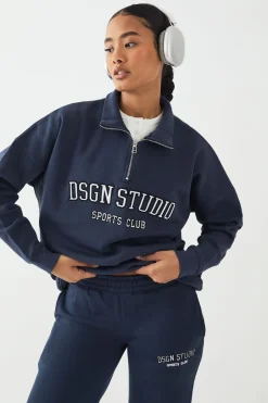 Sweat-shirt DSGN Studio à Demi-Fermeture Éclair Oversize avec Appliqué
