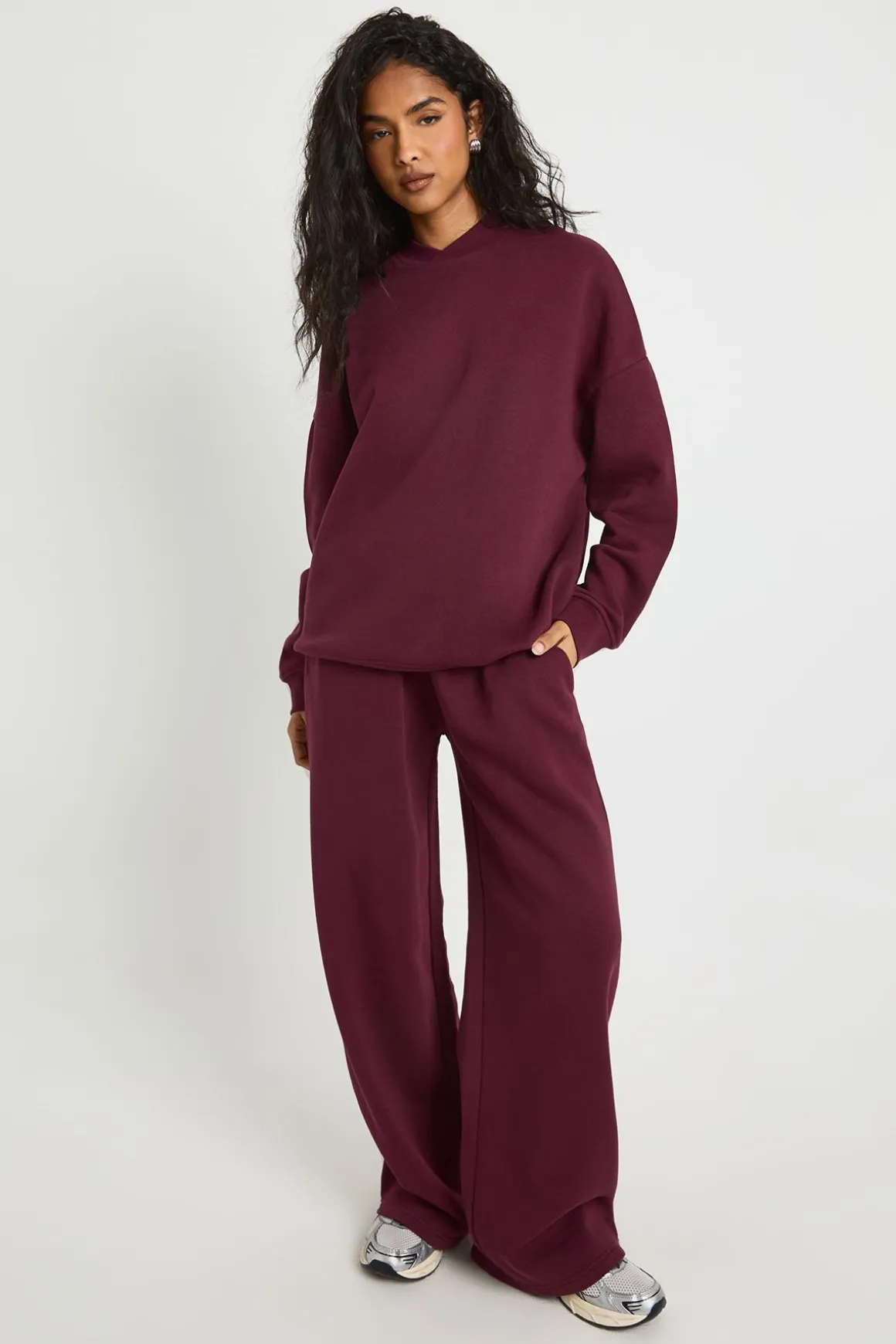 Sweat-shirt à détail au col, survêtement à jambes larges, survêtement
