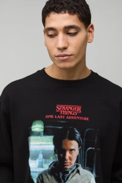 Sweatshirt Imprimé Stranger Things Surdimensionné sous Licence