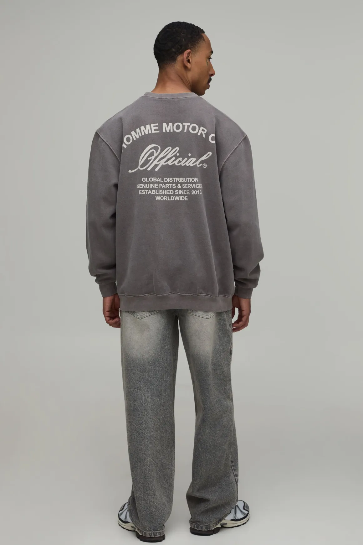 Sweatshirt Oversize Chocolat Délavé Avec Imprimé Moteur