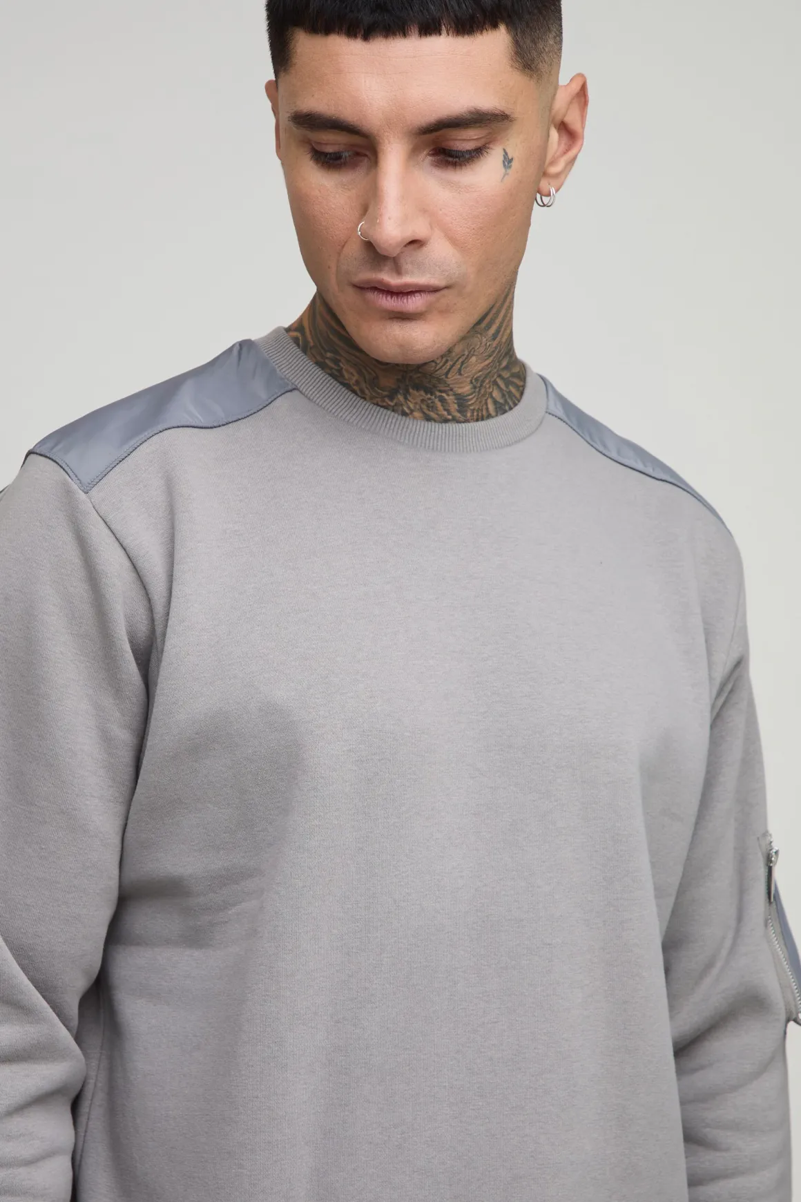 Sweat-shirt utilitaire, coupe Regular Fit, pour personnes de grande taille
