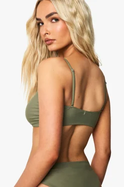 boohoo Swimwear Essentials Haut de Bikini Bandeau pour Poitrine Pleine<Femme Maillots De Bain|Tenues De Plage