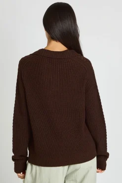 boohoo Synthétiquell Col Ouvert Maille Épaisse Encolure En V<Femme Looks Chocolat|Pulls Et Gilets