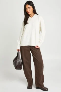 boohoo Synthétiquell Col V En Maille Douce<Femme Pulls Et Gilets|Toutes Les Mailles