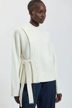 Synthétiquell En Maille Torsadée Mélange Viscose Avec Détail Cache-cœur