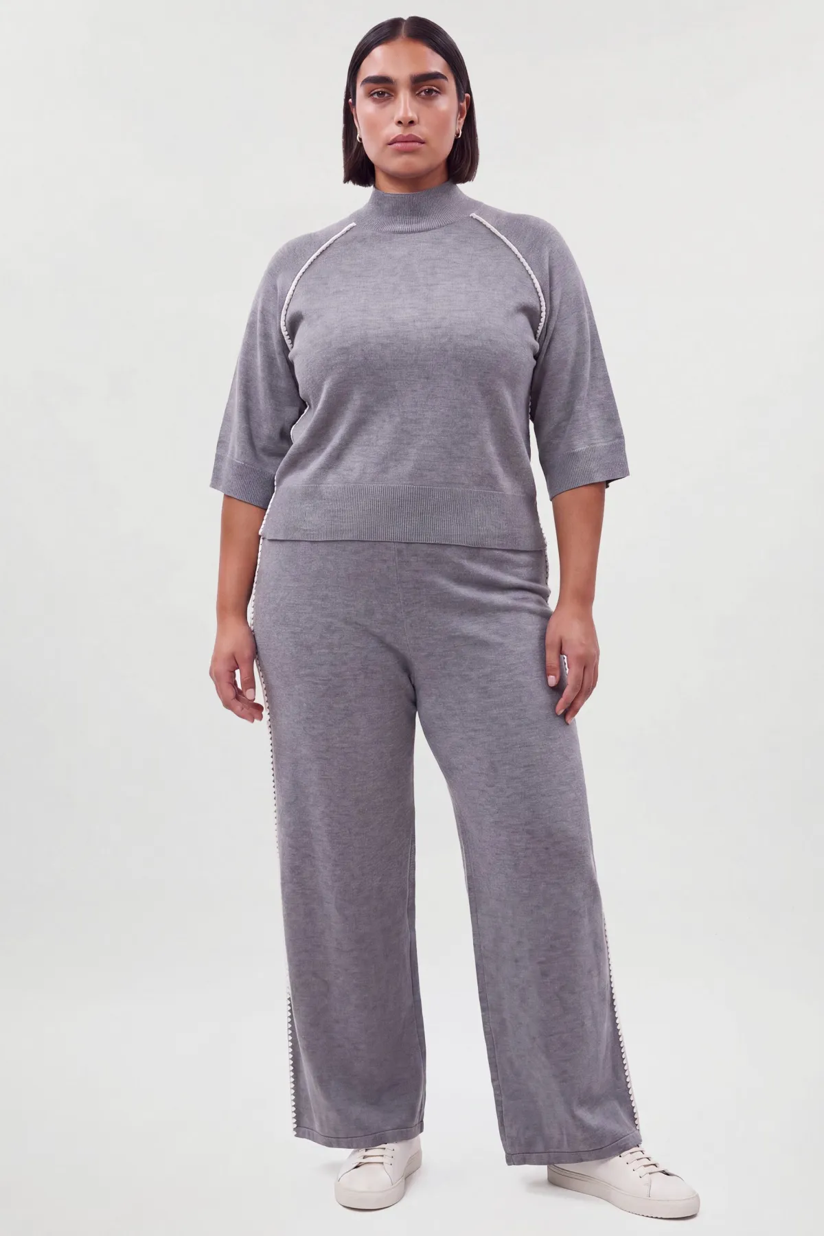 KarenMillen Synthétiquell Grande Taille Manches Courtes En Maille Avec Détail Point De Feston<Femme Pulls Et Gilets|Toutes Les Mailles
