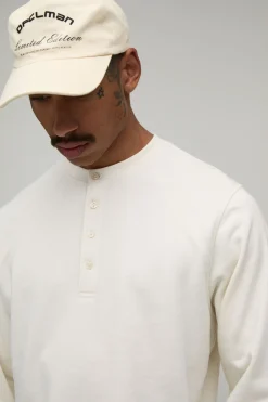 Synthétiquell Henley À Coupe Regular Avec Empiècements Raglan