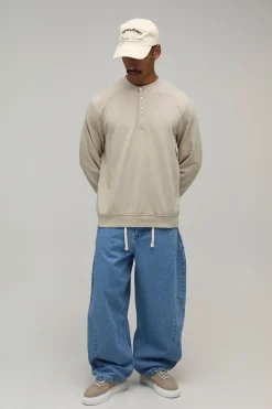 Synthétiquell Henley À Coupe Regular Avec Empiècements Raglan
