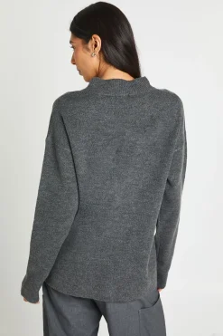 boohoo Synthétiquell Long Oversize En Maille Douce À Col V Pour Grandes Tailles<Femme Pulls Et Gilets|Toutes Les Mailles