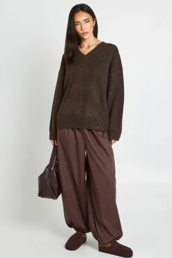boohoo Synthétiquell Oversize Ultra Doux À Col V<Femme Looks Chocolat|Pulls Et Gilets