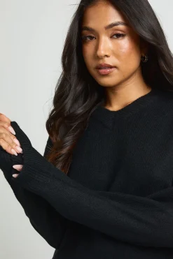 boohoo Synthétiquell Petite En Maille À Encolure En V<Femme Pulls Et Gilets|Toutes Les Mailles