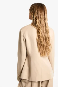 boohoo Tailored Cinched Waist Blazer<Femme Blazers|Vestes & Manteaux