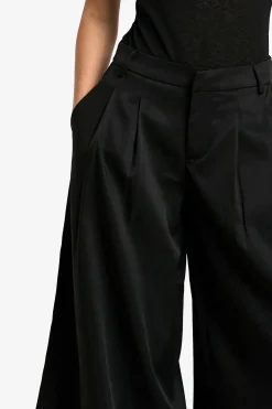 Tailored Extreme Wide Leg Trousers → Pantalon Évasé Extrême Sur Mesure