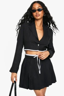 boohoo Tailored Woven Cropped Contrast Hem Blazer<Femme Blazers|Vestes & Manteaux