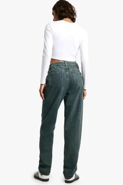 boohoo Tall 34 Inch Basic Straight Leg Jeans<Femme Denim|Jeans