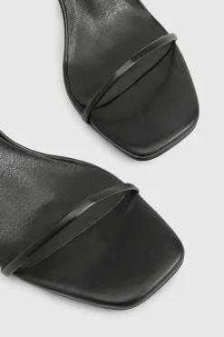 Talons aiguilles bas presque invisibles