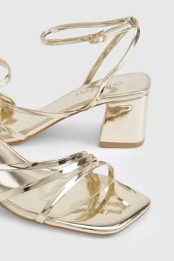boohoo Talons bas à bloc avec détails à triple bride< Chaussures Festives|Chaussures À Talons
