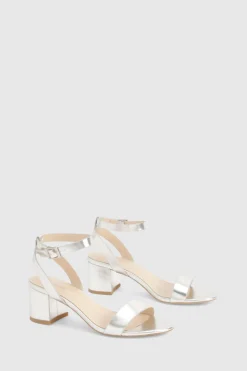 boohoo Talons Bas à Bloc Métallique Coupe Large Discrets< Chaussures Festives|Chaussures À Talons