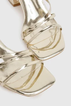 boohoo Talons à bloc bas en coupe large avec détails triple bride< Chaussures Festives|Chaussures À Talons