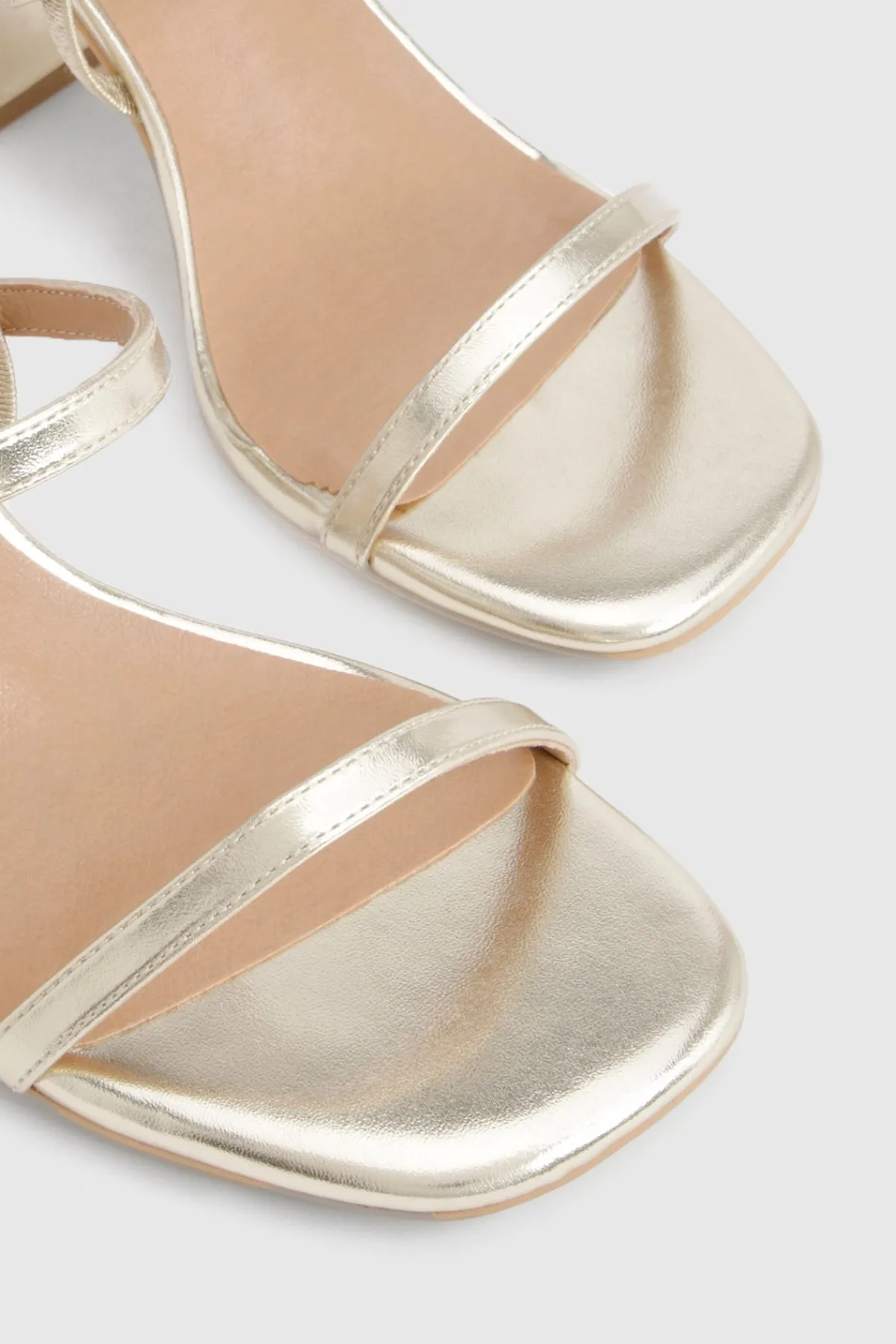 boohoo Talons blocs à large coupe élastiqués en 2 parties< Chaussures Festives|Chaussures À Talons