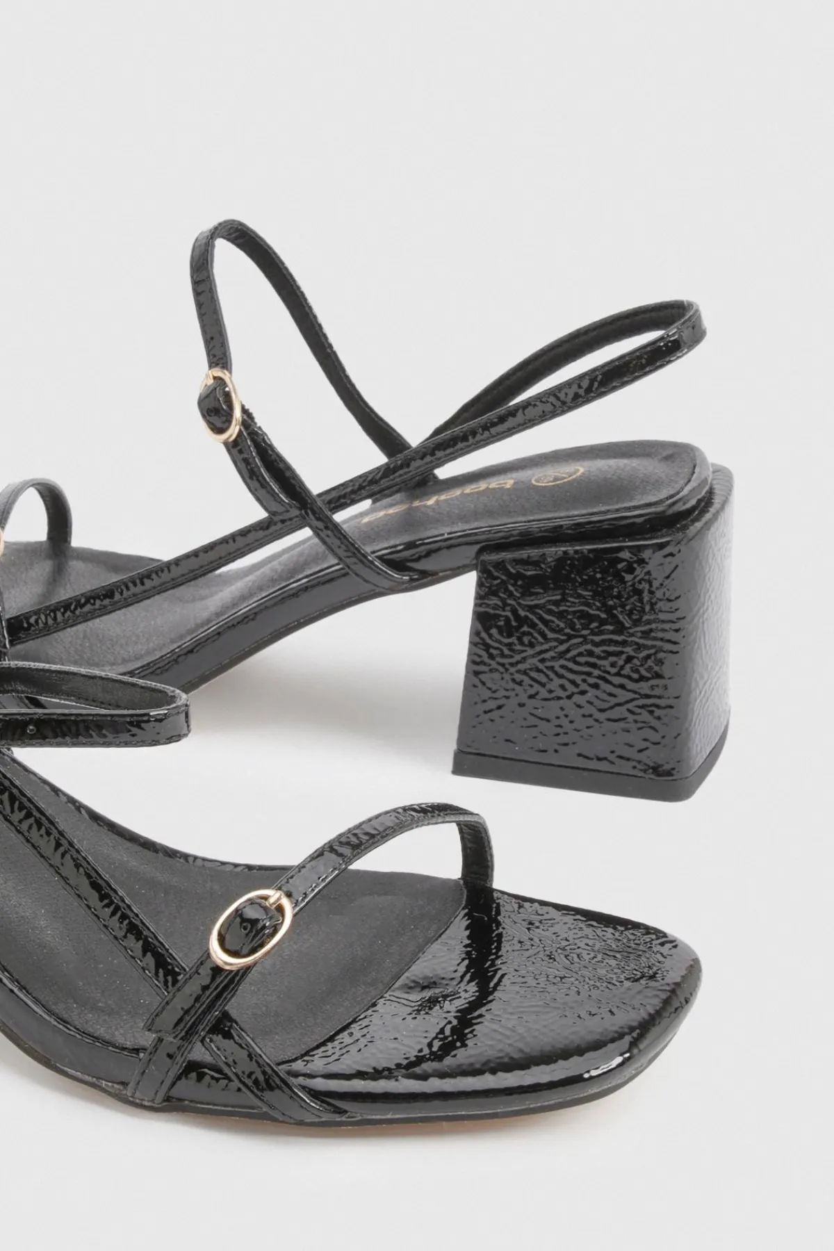 boohoo Talons à bride arrière en bloc bas avec détail de boucle< Chaussures Festives|Chaussures À Talons