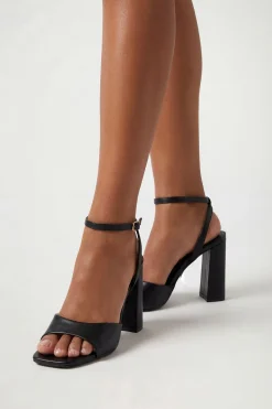boohoo Talons À Bride Large Et Double Lanière Coupe Large< Chaussures Festives|Chaussures À Talons