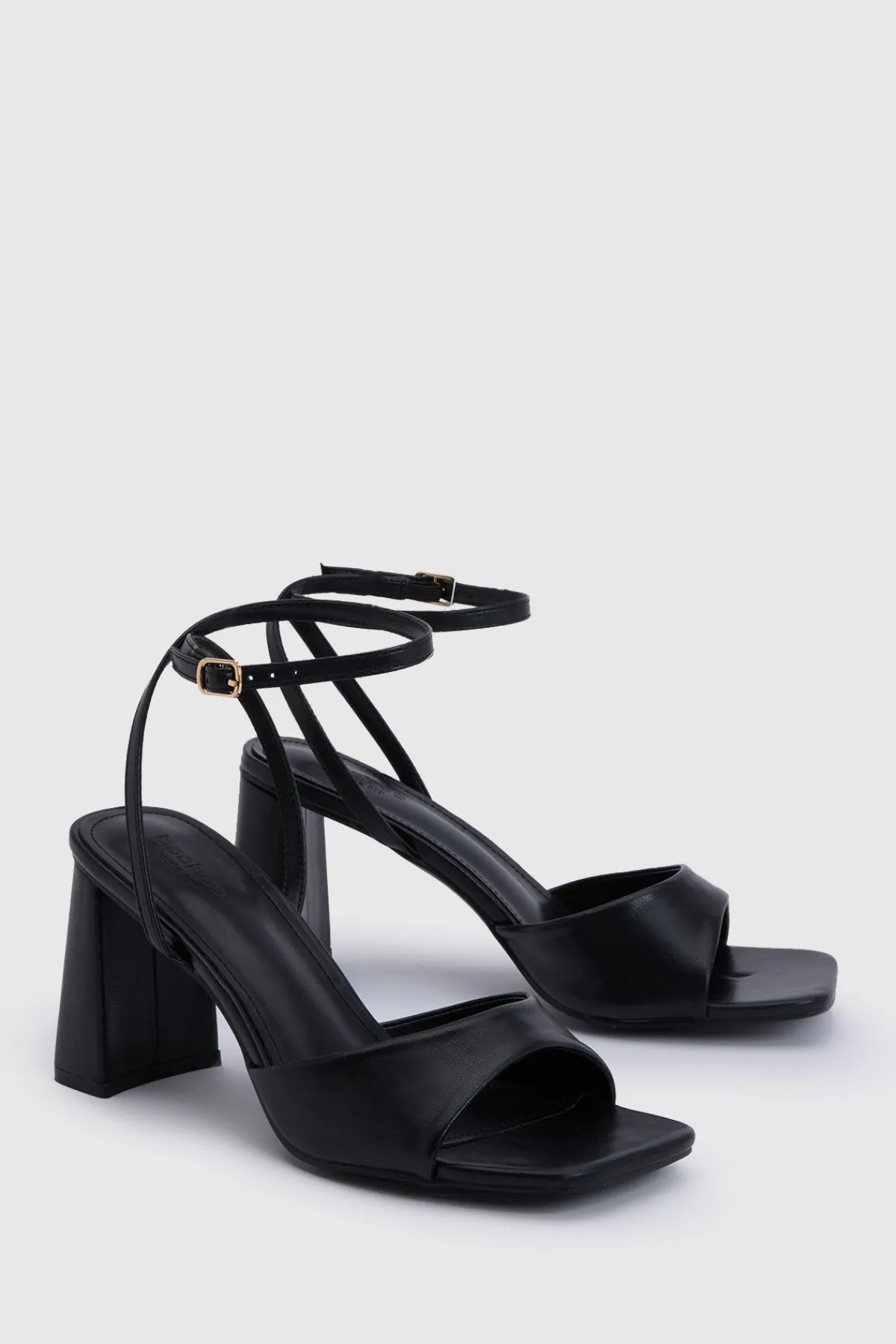 boohoo Talons À Bride Large Et Double Lanière Coupe Large< Chaussures Festives|Chaussures À Talons