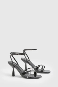 boohoo Talons à brides croisées Diamante pour pieds larges< Chaussures Festives|Chaussures À Talons